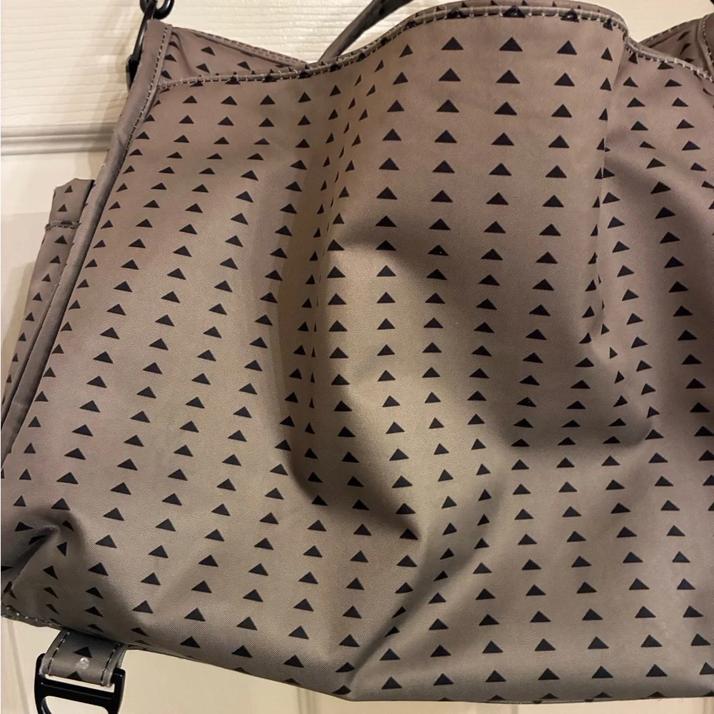 Ju-Ju-Be Gray Baby Bag‎